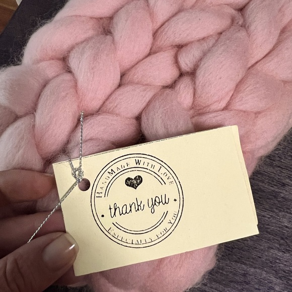 Hand made 100% merino wool hat and scarf - Picture 2 of 2